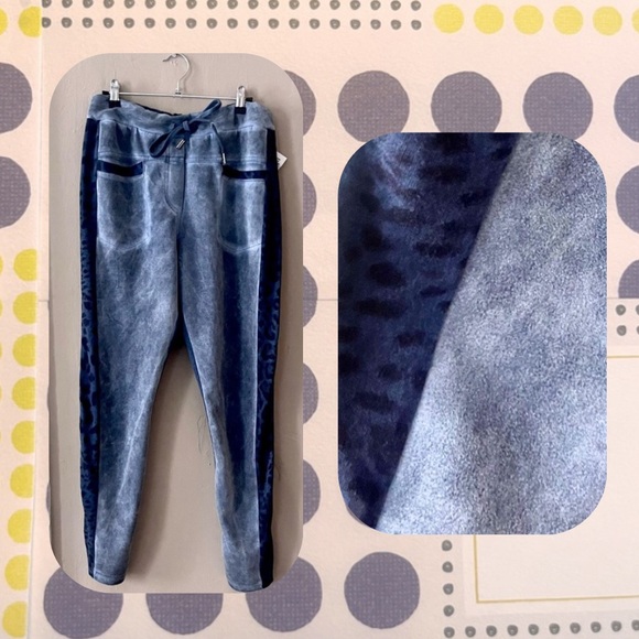 🏷️🎉🆕 blue suede with leopard print trim joggers - Picture 1 of 15